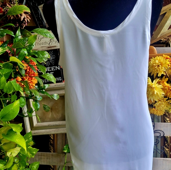 Color Story Tank - Picture 7 of 8